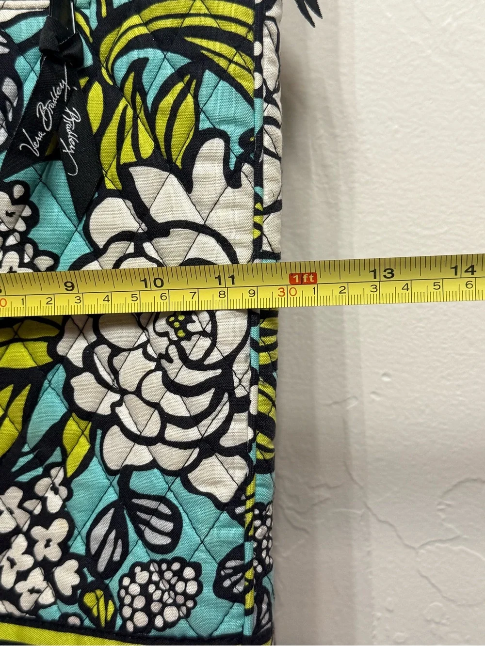 Vera Bradley RETIRED Island Blooms Laptop Tote